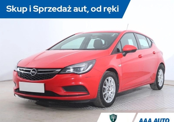 Opel Astra cena 38000 przebieg: 146660, rok produkcji 2017 z Lipsk małe 191